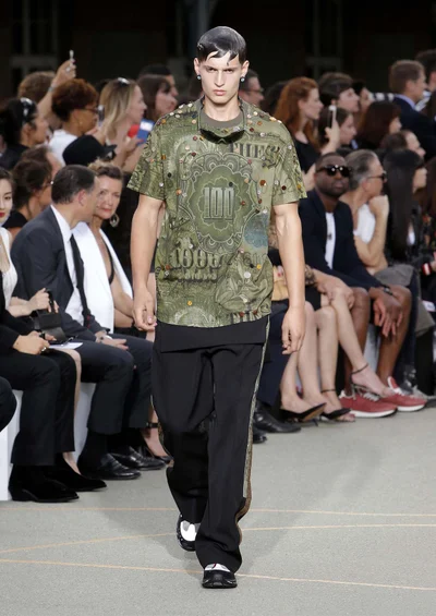 Look 23
